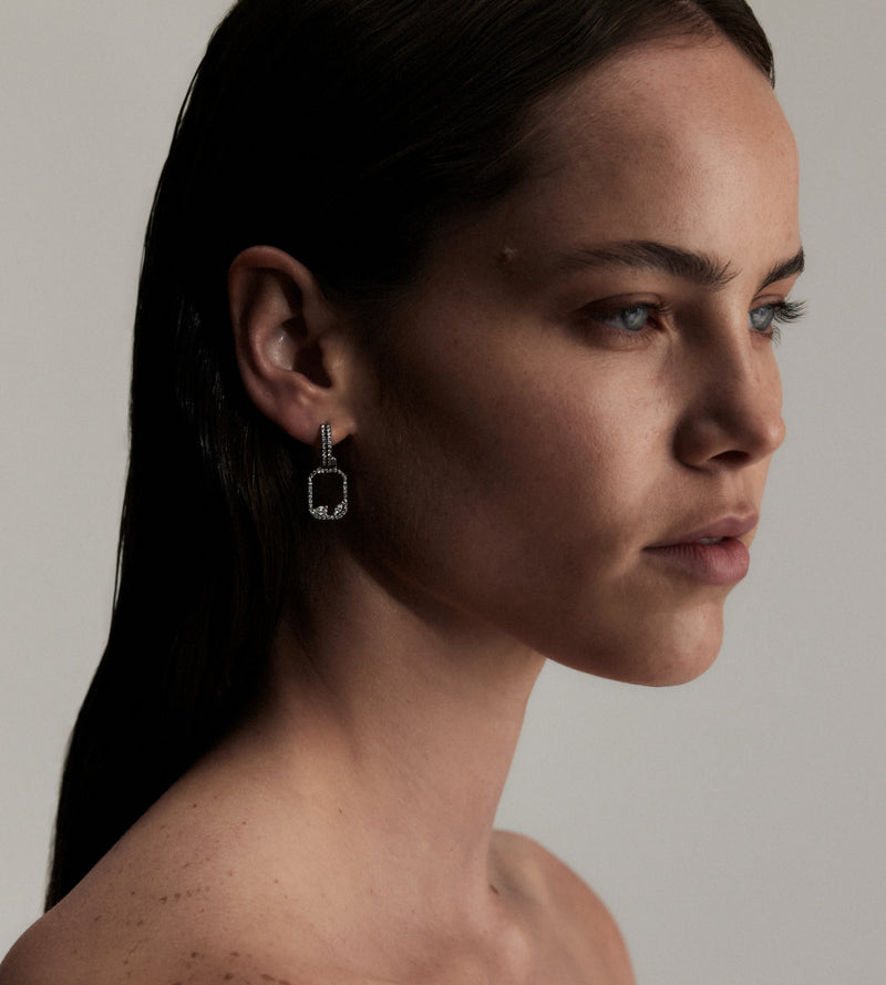 Elizabeth and Collins Earrings - hover