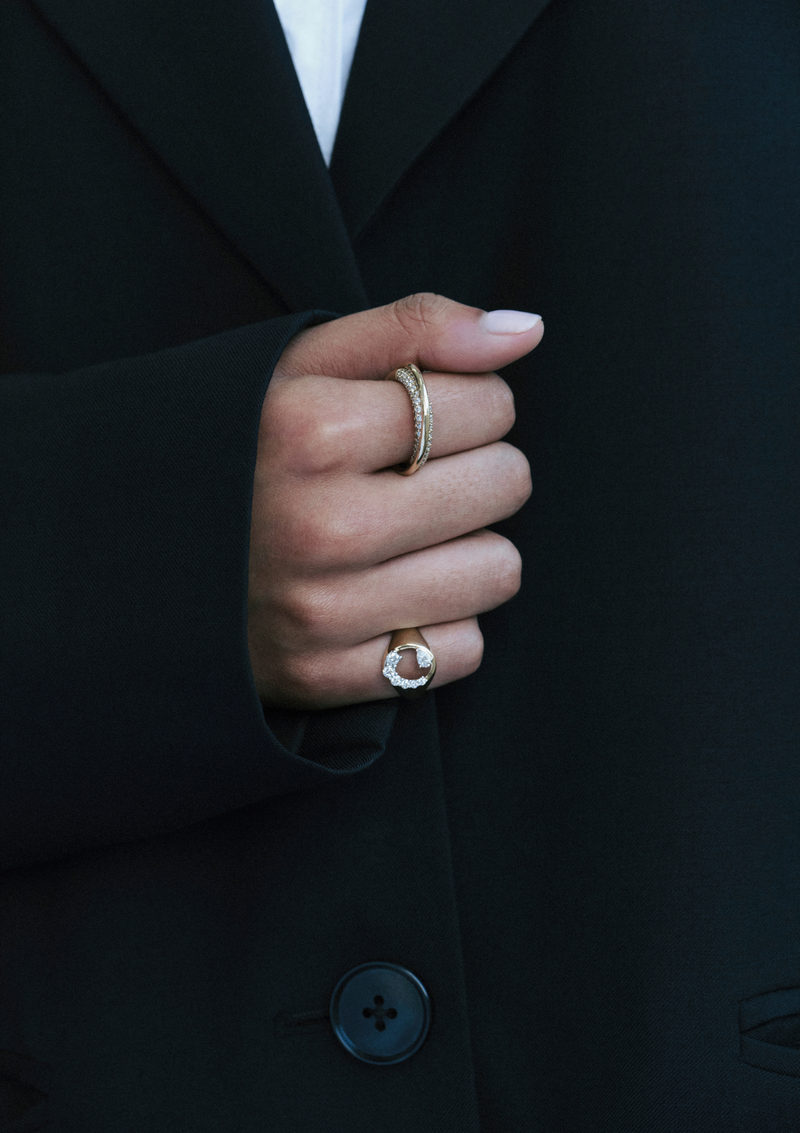 Loop Pavé Ring - hover