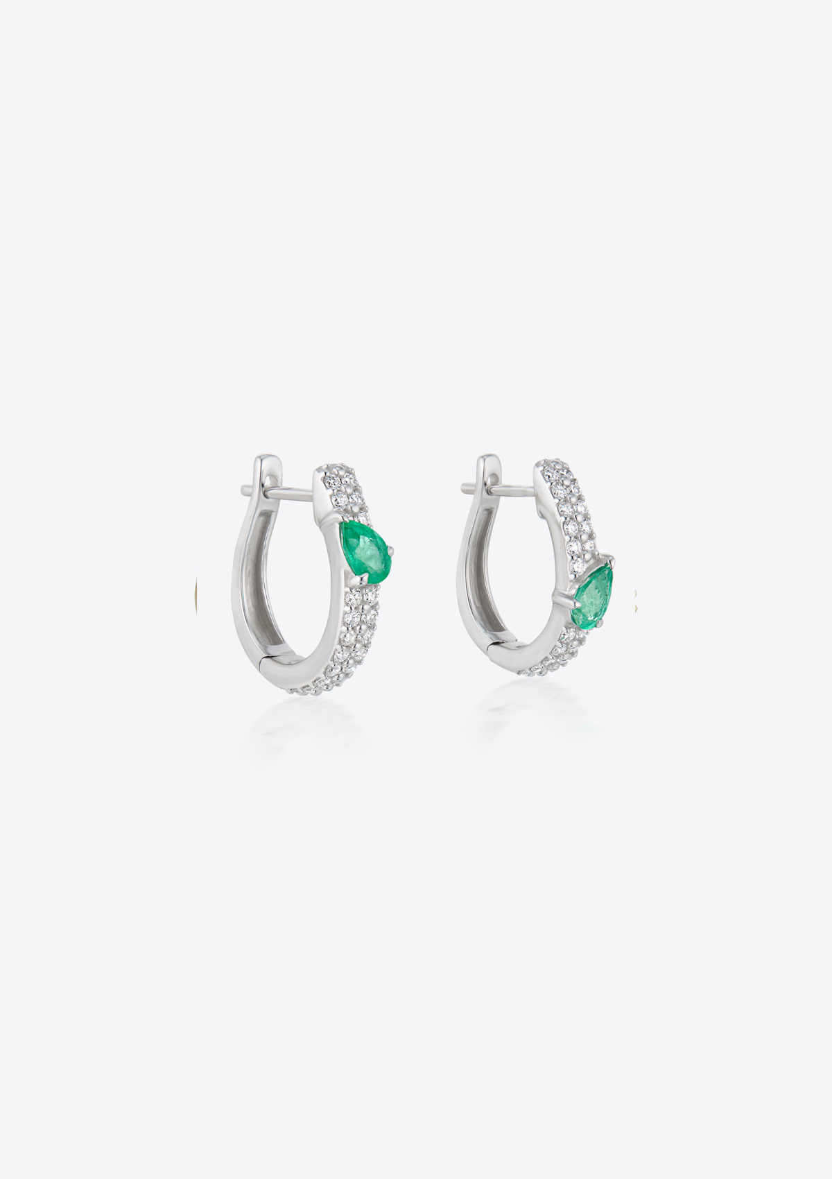 ASYMMETRY EMERALD EARRINGS